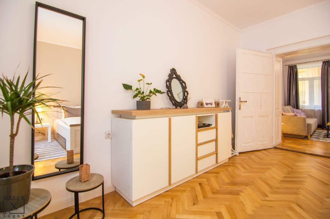 Via Del Centro Apartment Sibiu Exterior photo